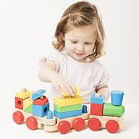 M&D WOODEN STACKING TRAIN