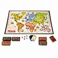 HASBRO "RISK"  -Strategic Conquest Board Game