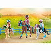 Playmobil Horses of Waterfall: Mobile Horse Riding School