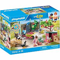 Playmobil My Life: Small Chicken Farm